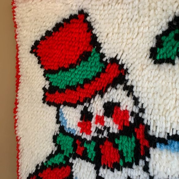 VTG Snowman Couple Latch Hook Rug Wall Hanging Christmas Hand Crafted 70s - Picture 2 of 5